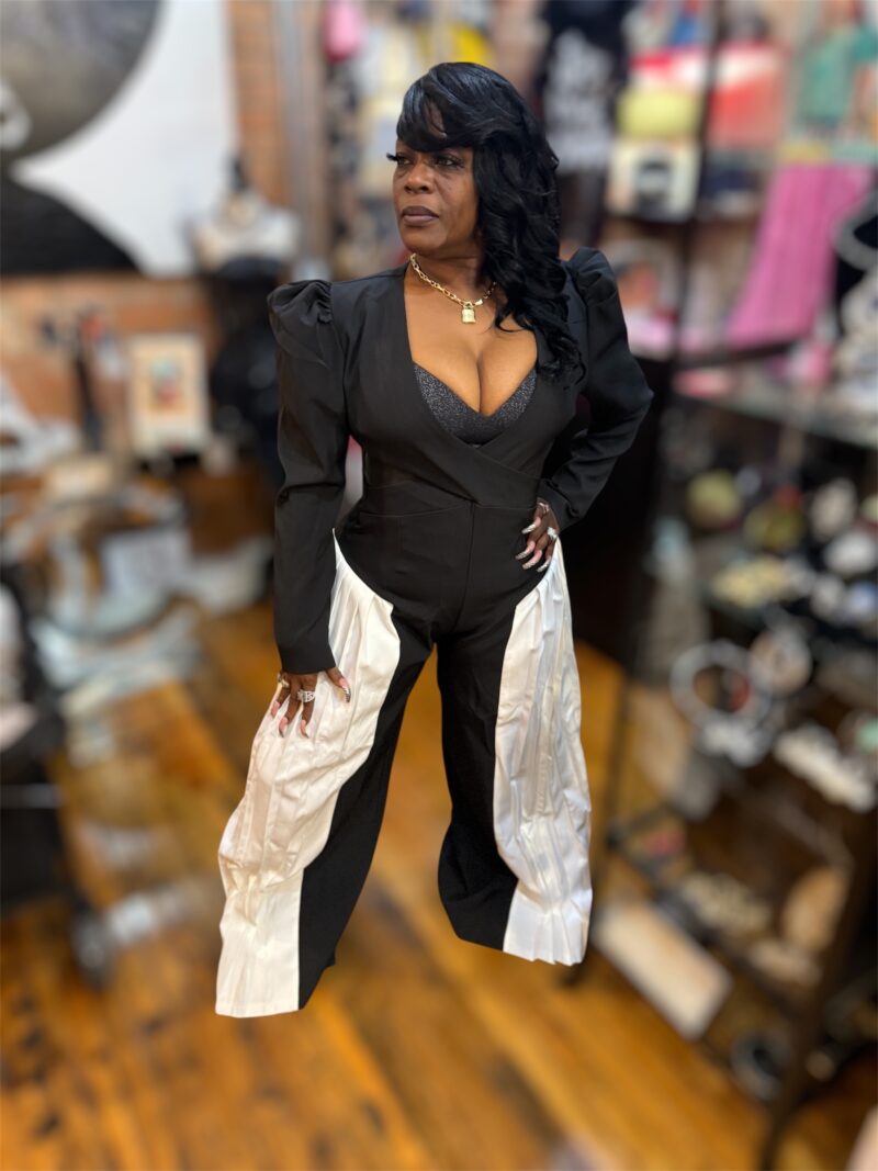 Black and White Pleated Jumpsuit - Image 2